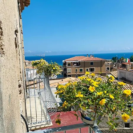 Fior Dei Carmeliti And Parking Gæstehus Tropea