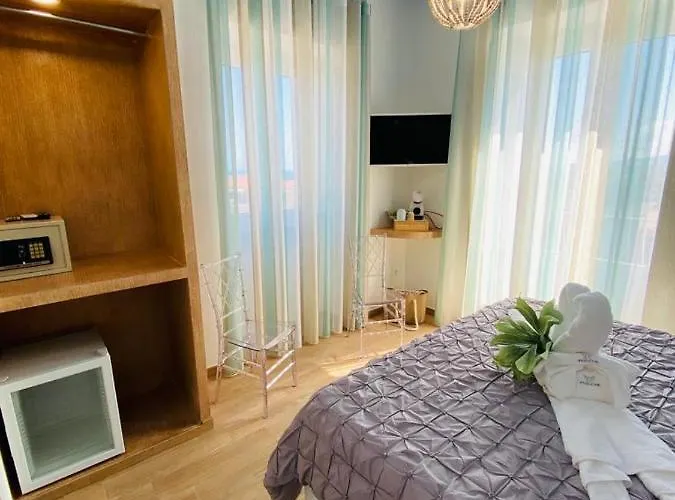 Fior Dei Carmeliti And Parking Gæstehus Tropea