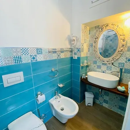 Fior Dei Carmeliti And Parking 4* 트로페아