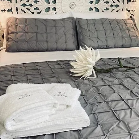 Fior Dei Carmeliti And Parking Maison d'hôtes Tropea