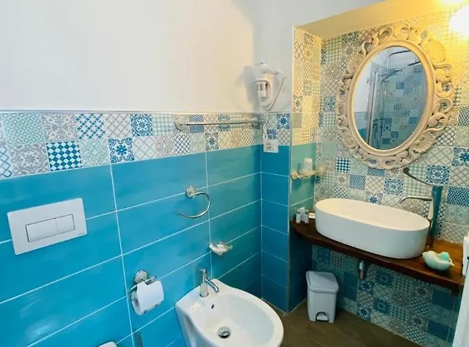 Fior Dei Carmeliti And Parking 4* Тропея