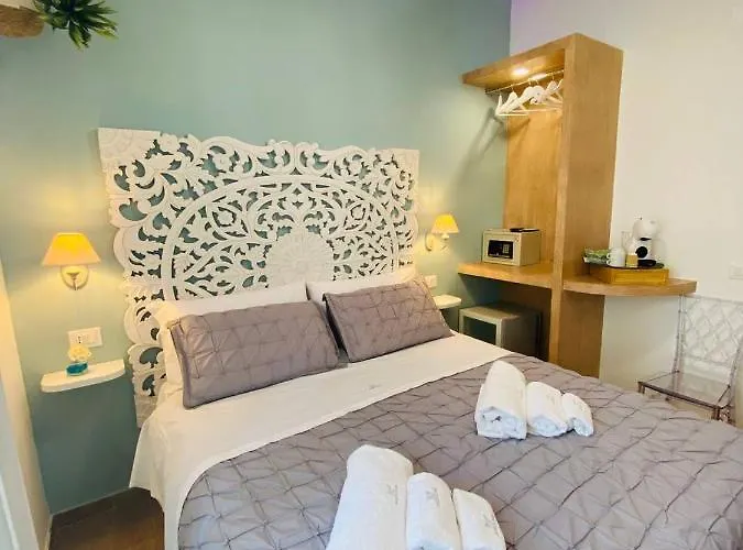 Fior Dei Carmeliti And Parking 4*